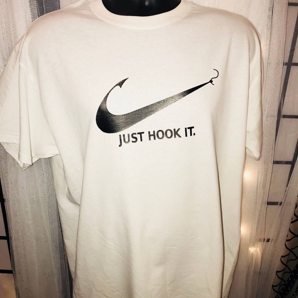 Just hook it novelty t shirt